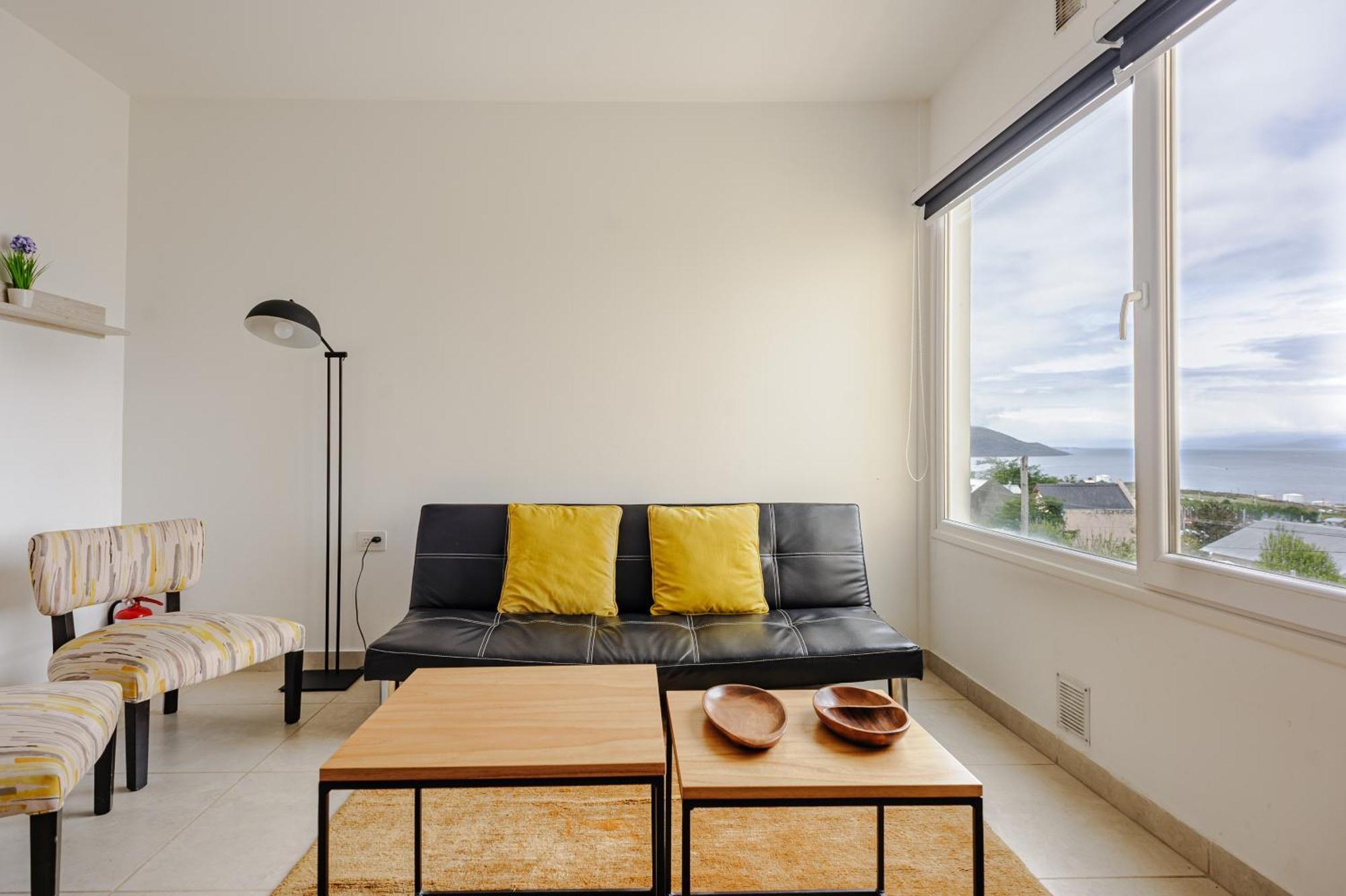 Gray Fox Apartments Las Aljabas Ушуая Екстериор снимка