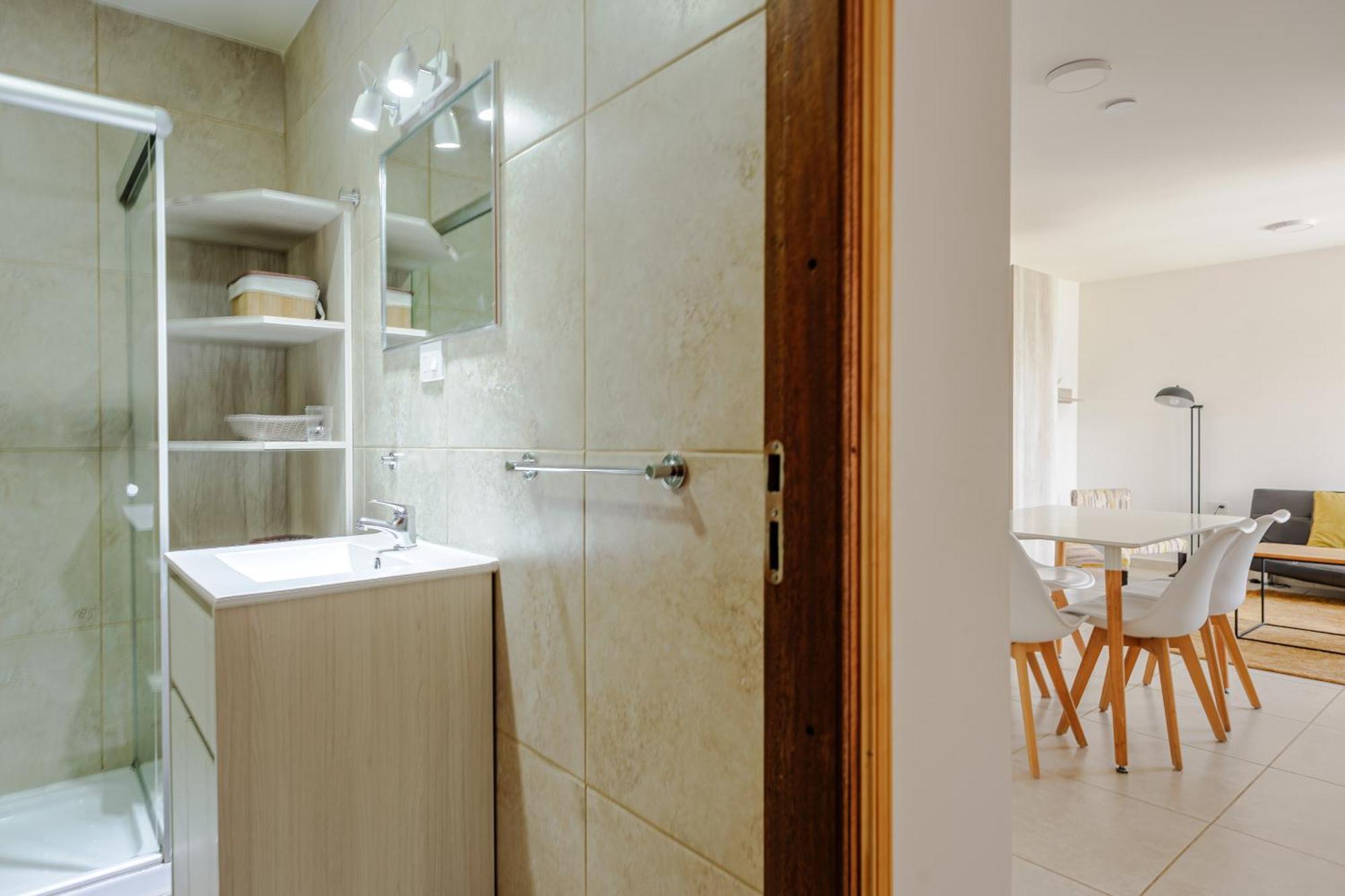 Gray Fox Apartments Las Aljabas Ушуая Екстериор снимка